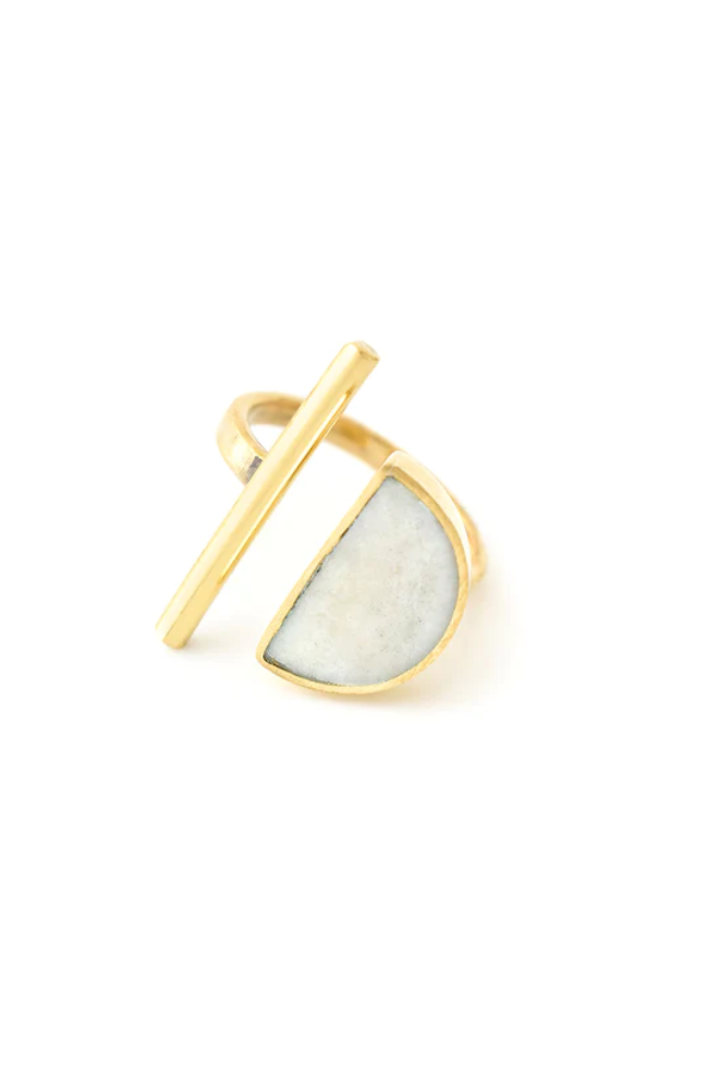 Moonrise Horizon Ring in Brass and Light Cow Horn