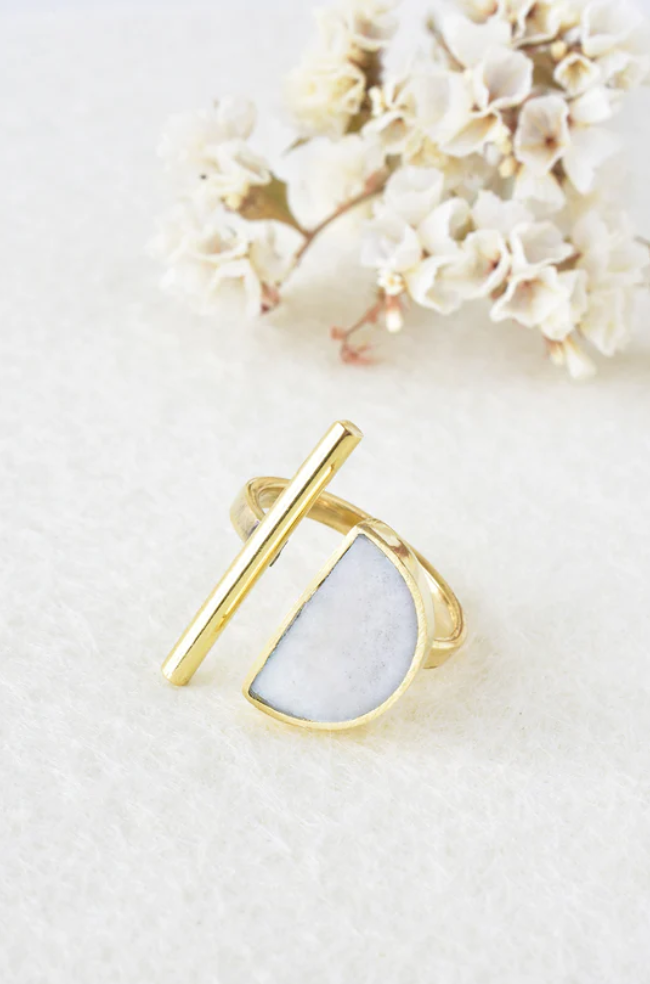 Moonrise Horizon Ring in Brass and Light Cow Horn